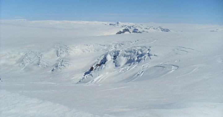 Vatnajokull Glacier seen from Hrútfjallstindar Peaks.