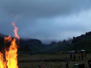 We had a pretty good time at the fire in Thorsmörk. The singing we had to endure was atrocious though! 