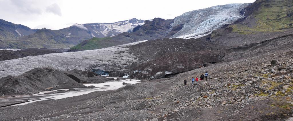 The Vatnajökull ice cap has around 30 outlet glaciers spilling out from its icy plateau.