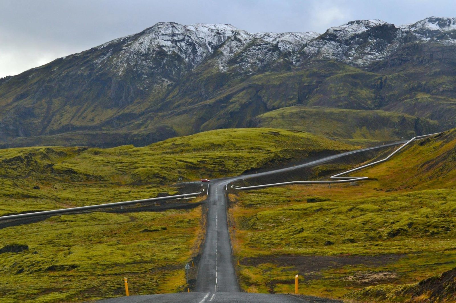 The Road to Lake Hafravatn.