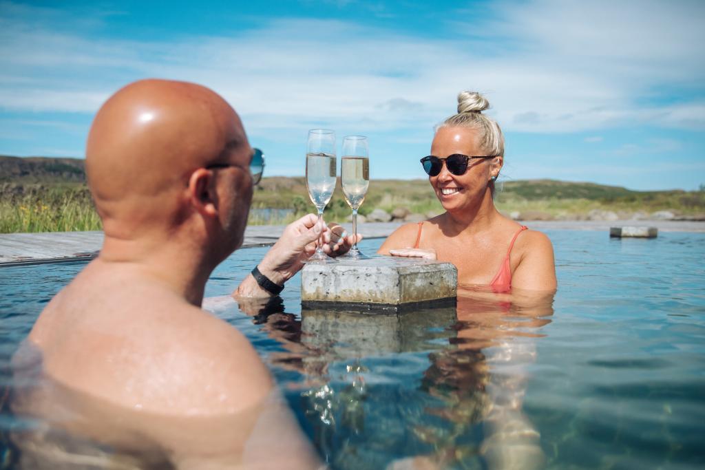 Couple enjoys soaking in Vök baths