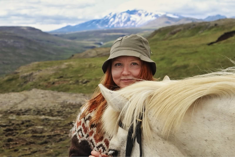 Ella Saurén with a friend.