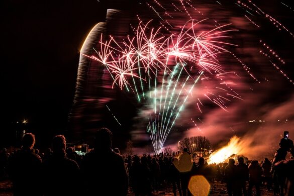 2024 was fantastic year for Stuck in Iceland travel magazine. Here are Icelanders celebrating that and a new year with fireworks at a bonfire.