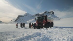 The massive truck from Sleipnir will take you to the glacier with ease.